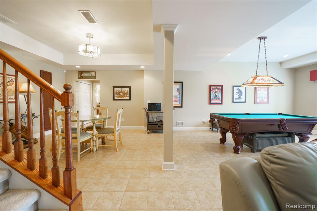 10769 CLIFFVIEW Drive, South Lyon, MI 48178 — Photo 42