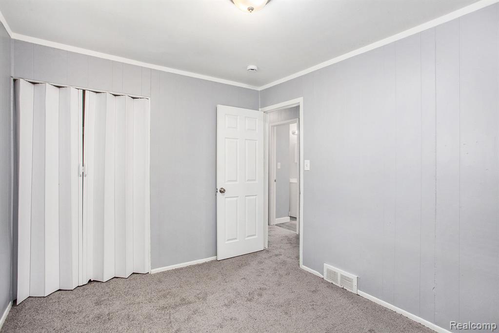 61 N Tasmania Street, Pontiac, MI 48342 — Photo 9