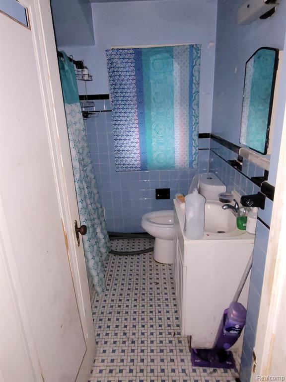 9020 PIERSON Street, Detroit, MI 48228 — Photo 9