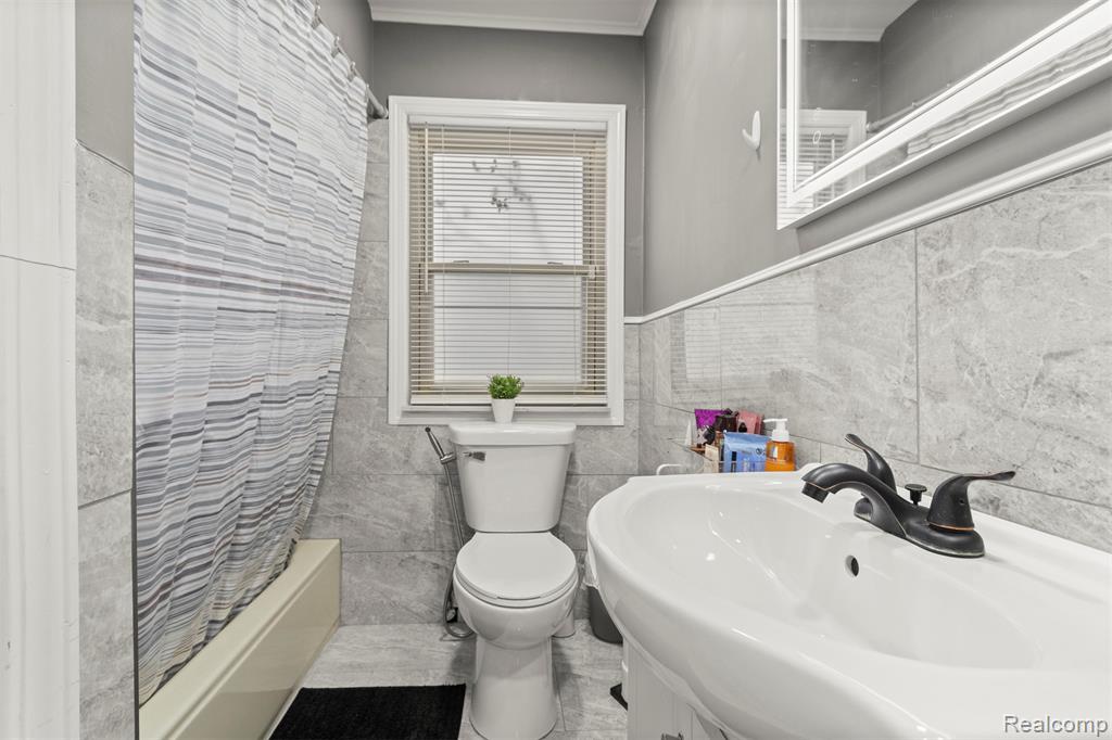 4221 Campbell Street, Dearborn Heights, MI 48125 — Photo 20