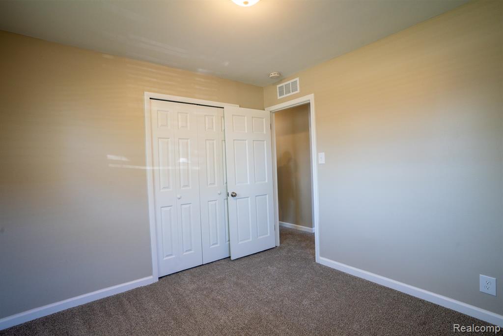18580 Marsha Street, Riverview, MI 48193 — Photo 18