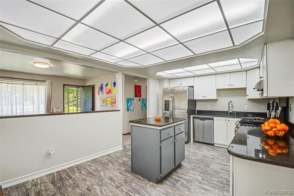 8530 Canal Road, Sterling Heights, MI 48314 — Photo 8