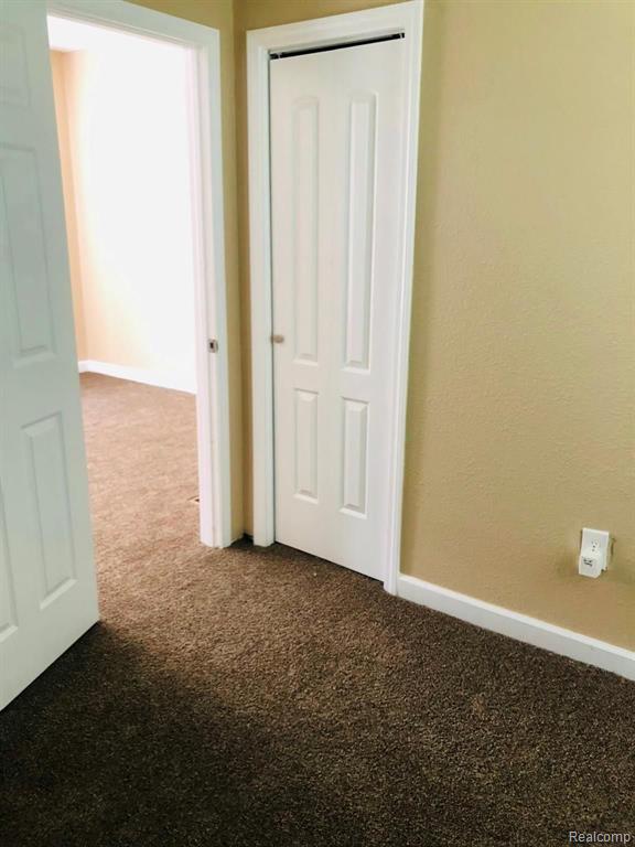 6047 HARTFORD ST, Detroit, MI 48210 — Photo 8