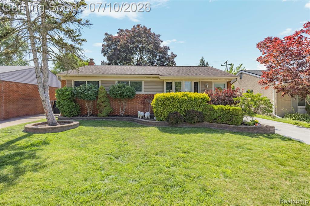8561 Liberty Boulevard, Westland, MI — Photo 2