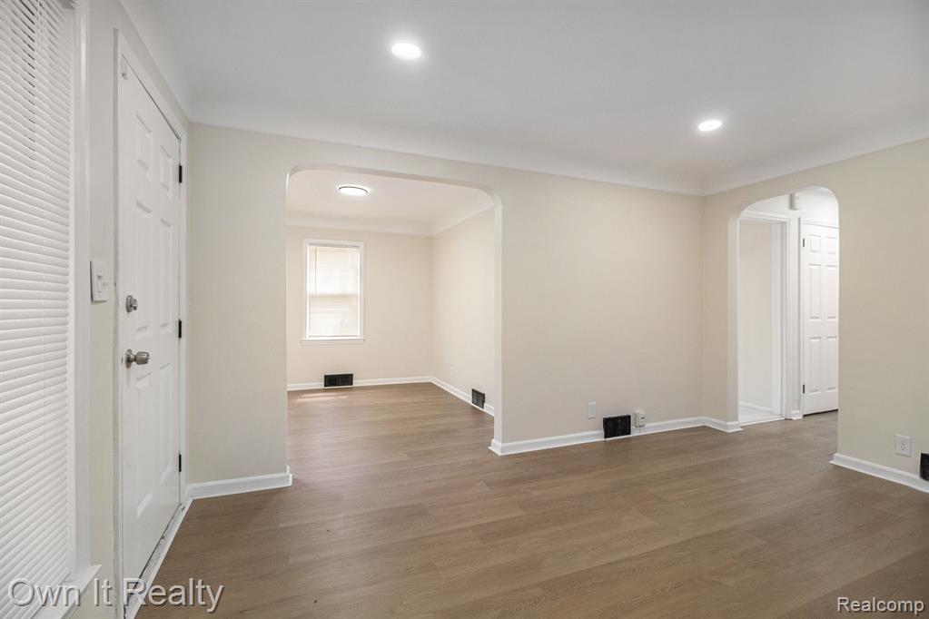9901 CHATHAM, Redford, MI 48239 — Photo 10