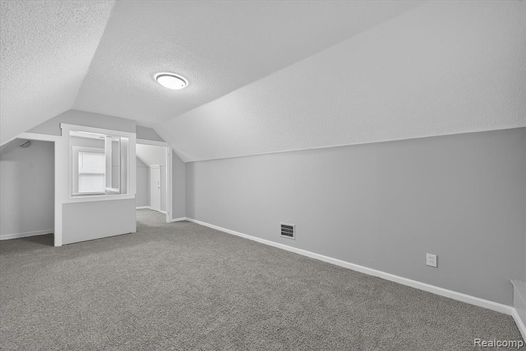 11548 Cardwell Street, Livonia, MI 48150 — Photo 18