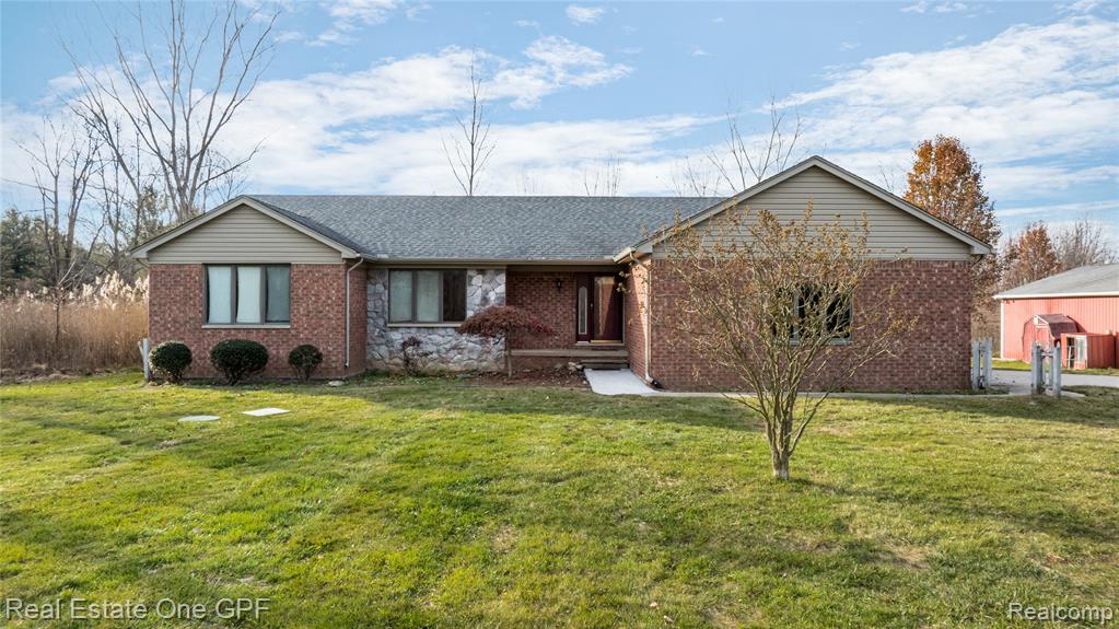 1135 Holmes Road, Allenton, MI 48002 — Photo 2