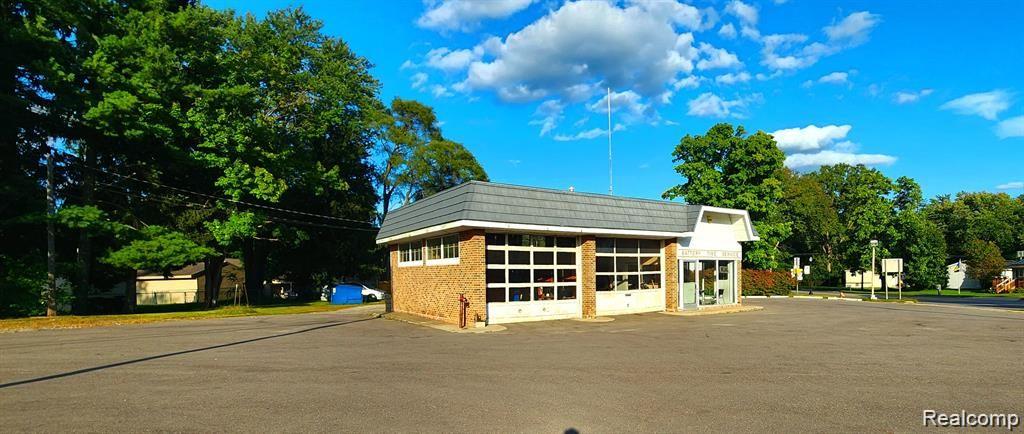 509 E MAIN Street, Pinckney, MI 48169