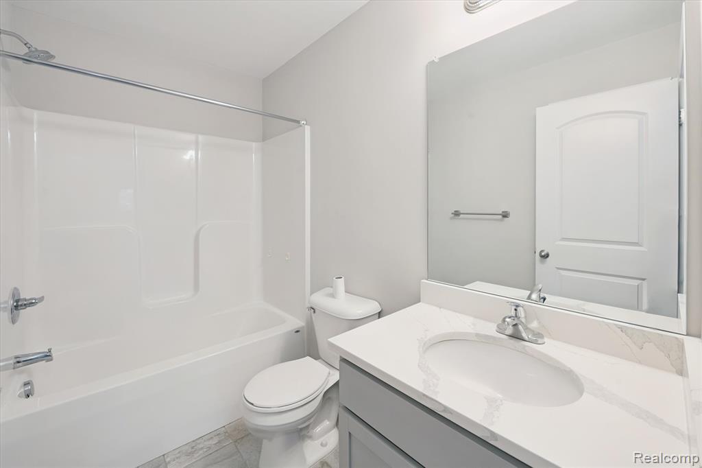 816 Nelsons Ridge Drive, Howell, MI 48843 — Photo 13