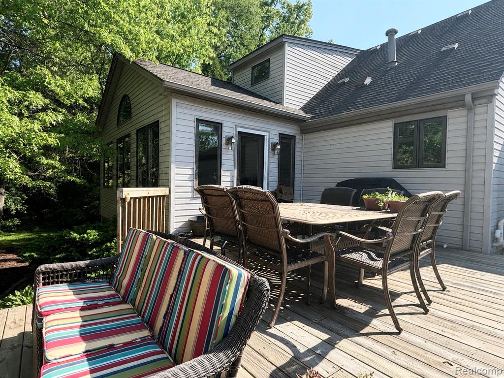 950 Fuller Lane, White Lake, MI — Photo 18