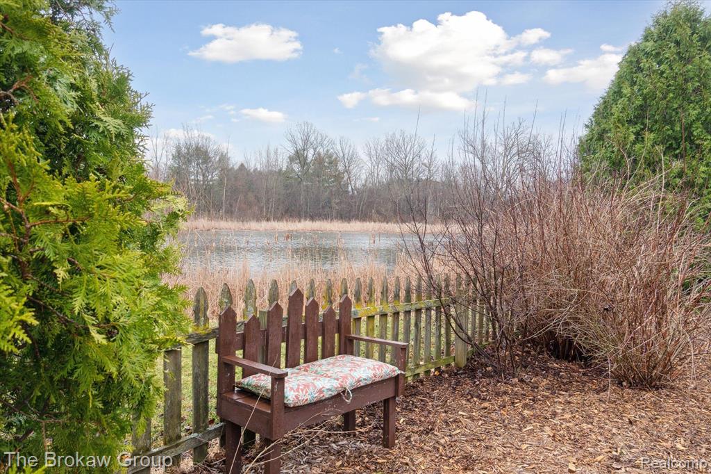 5232 NORTHWOOD Road, Grand Blanc, MI 48439 — Photo 54