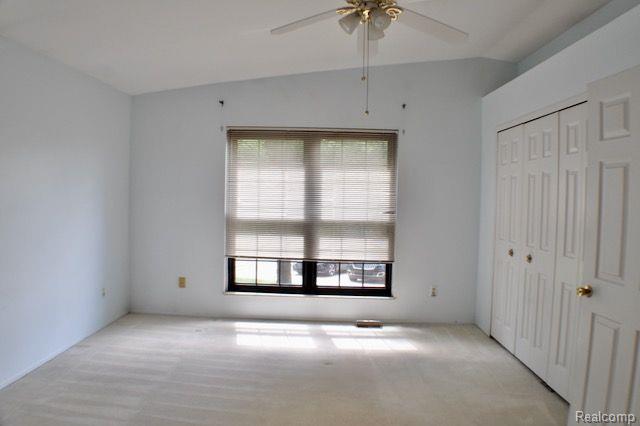 38843 COUNTRY Circle, 80, Farmington Hills, MI 48331 — Photo 14