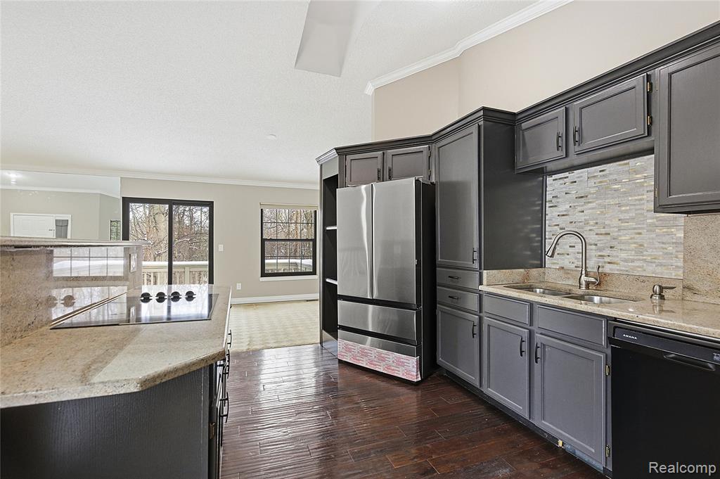 7154 Westchester, West Bloomfield, MI — Photo 3