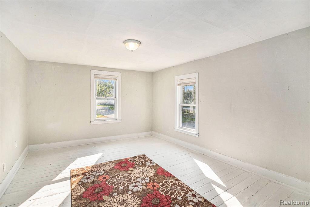 102 W MAPLE Street, Byron, MI 48418 — Photo 15