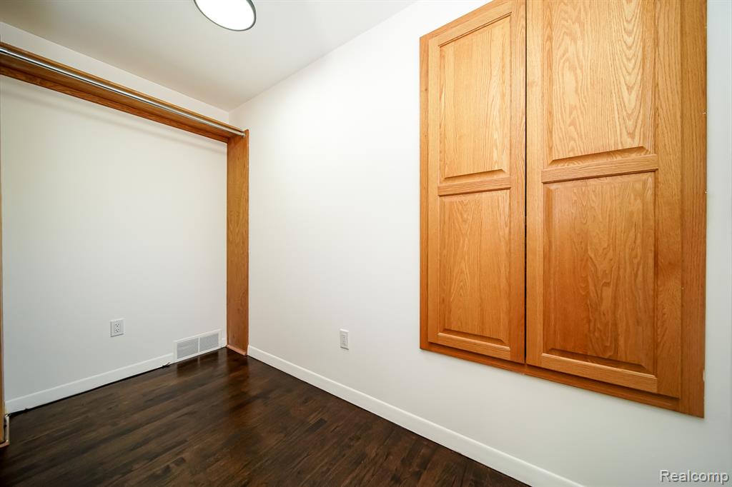 5445 Frankwill Avenue, Clarkston, MI — Photo 60