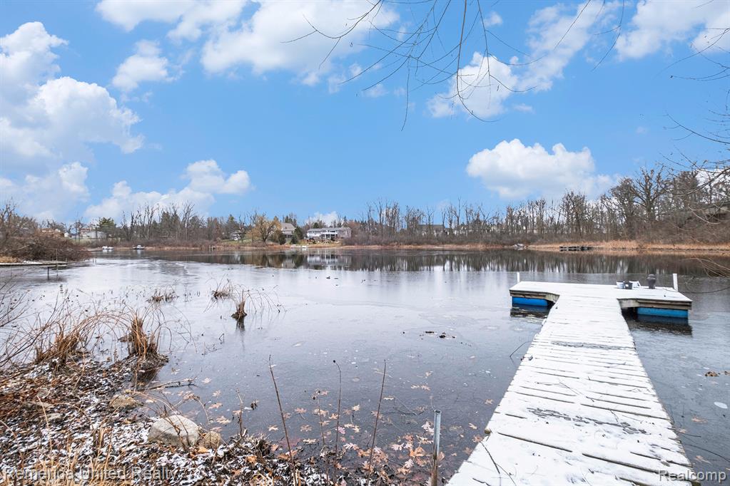 12237 Dalhart Drive, Fenton, MI 48430 — Photo 32