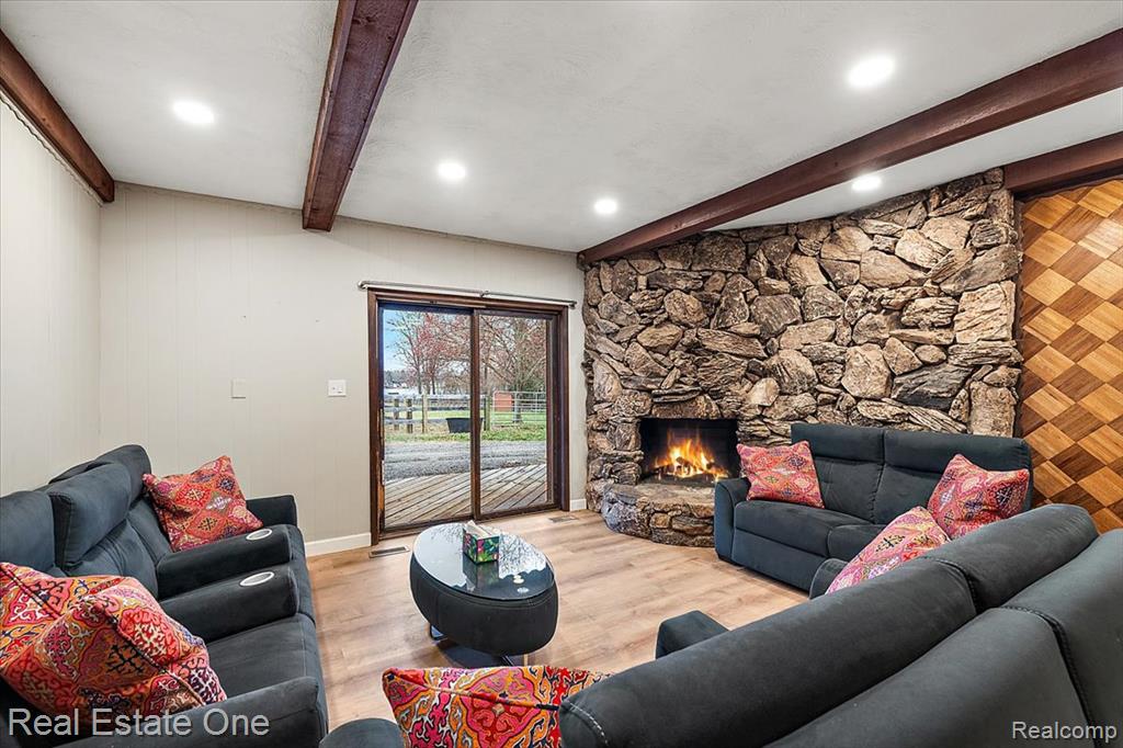 1109 Castlewood Street, White Lake, MI — Photo 21