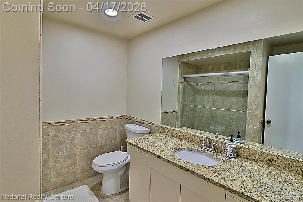 7309 Creek View Circle, West Bloomfield, MI — Photo 27