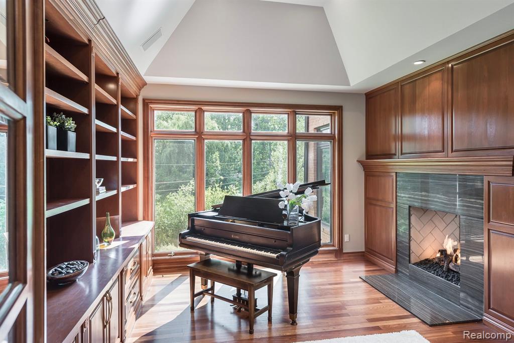 4524 STONELEIGH Road, Bloomfield Hills, MI 48302 — Photo 9