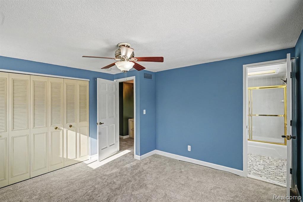 11299 Manchester Drive, Fenton, MI 48430 — Photo 14