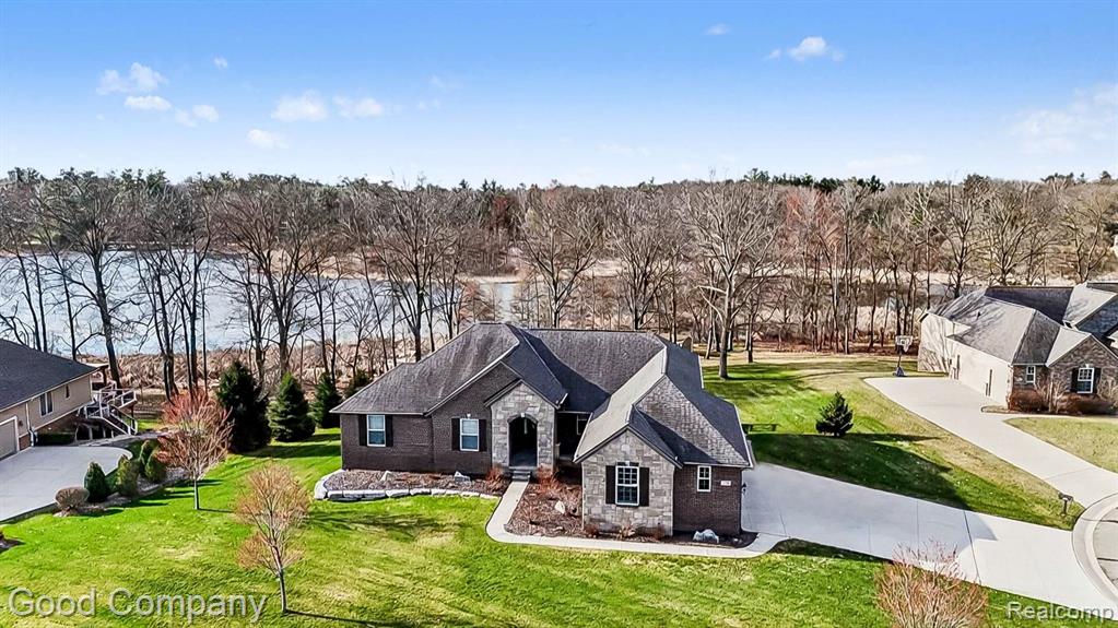 900 Watersmeet Drive, Oxford, MI 48371 — Photo 68