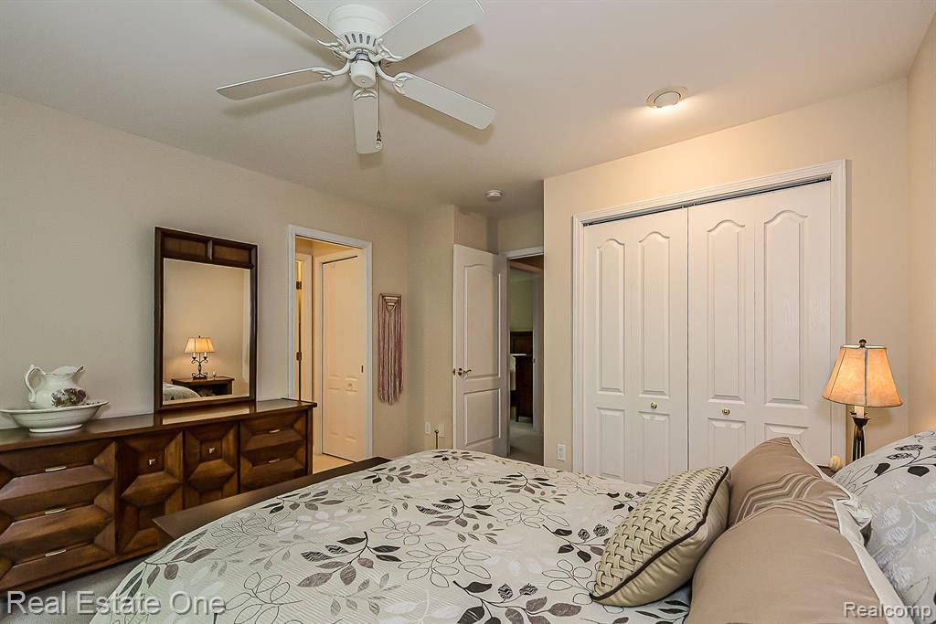 8444 CLIMBING Way, Pinckney, MI 48169 — Photo 45