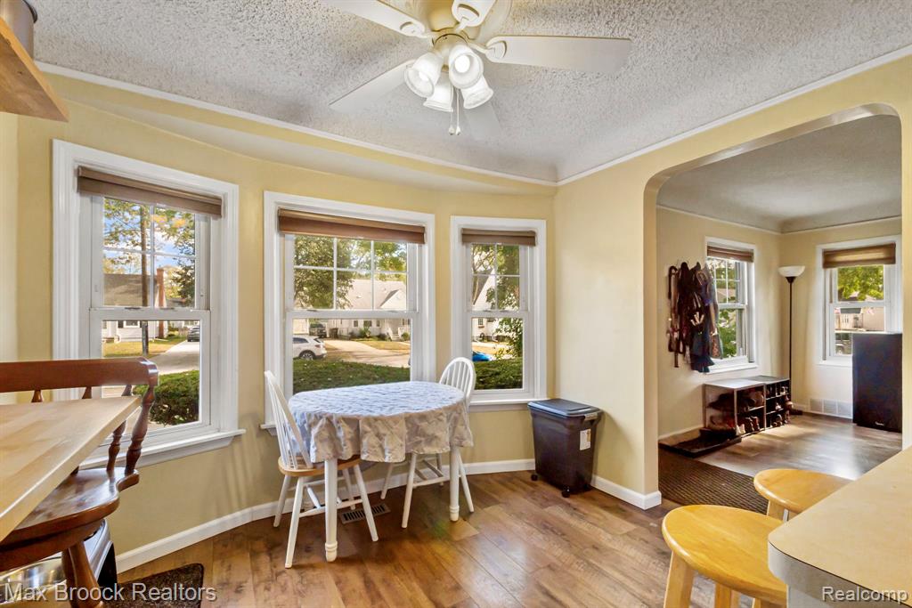4428 Washington Street, Wayne, MI 48184 — Photo 12