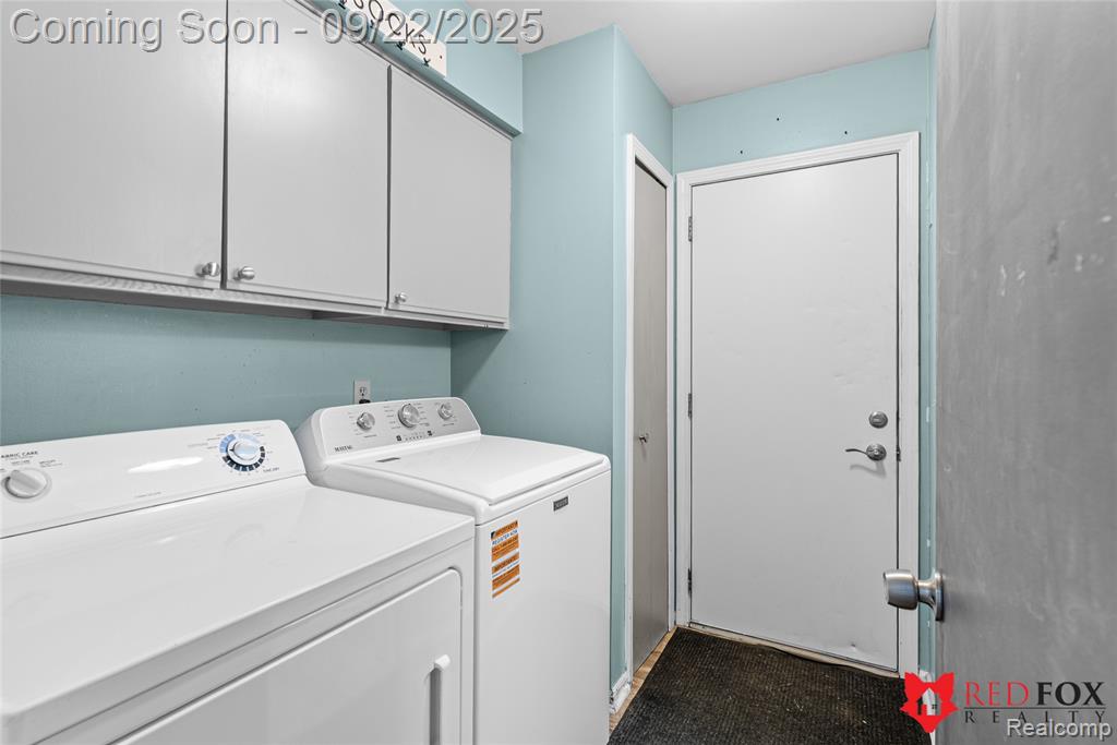 6031 Oak Creek Drive, Swartz Creek, MI 48473 — Photo 13