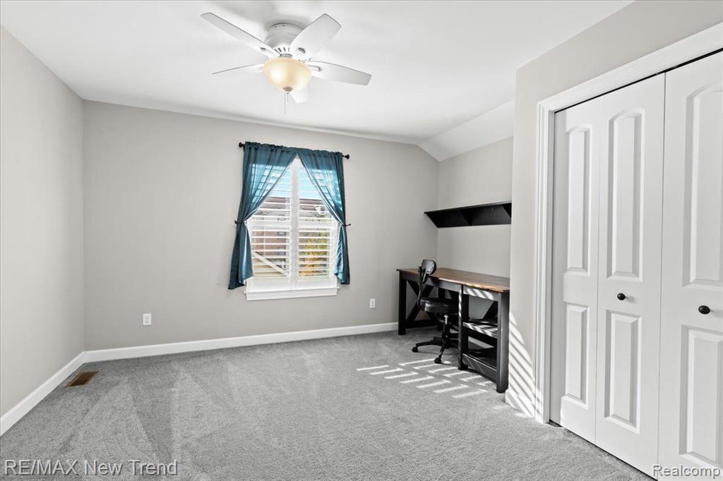 567 NAPA VALLEY Drive, Milford, MI 48381 — Photo 36
