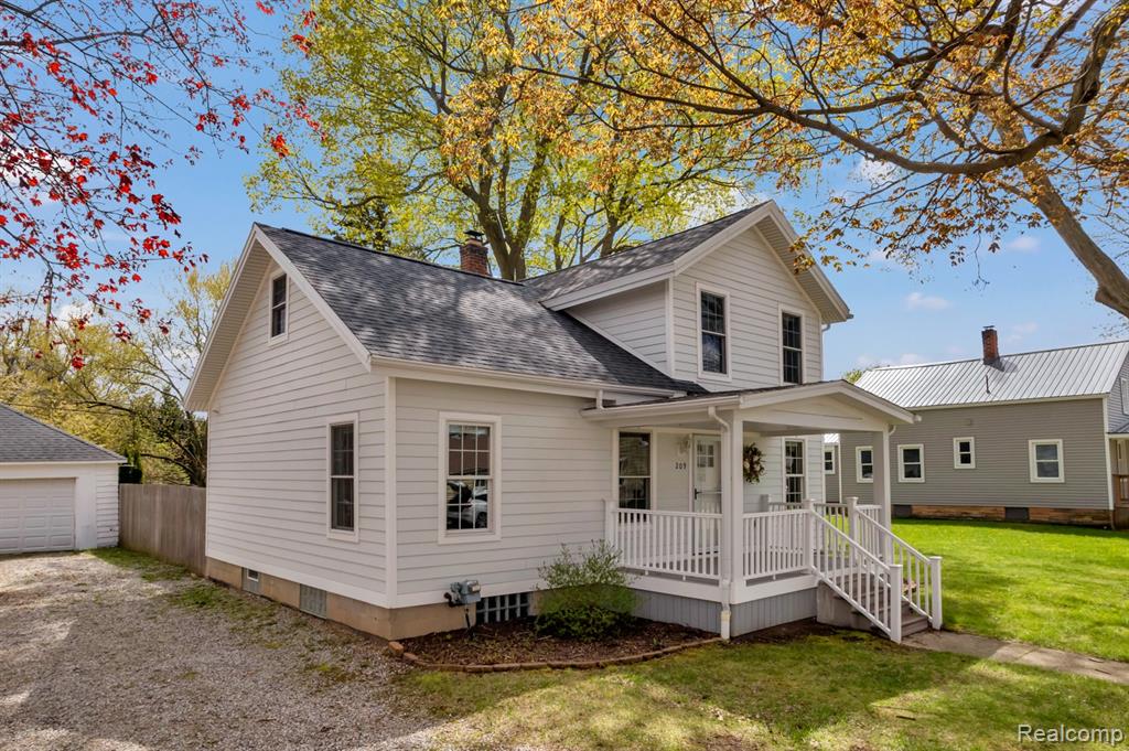 209 S Bristol Street, Almont, MI 48003 — Photo 42