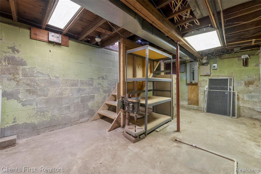 9985 Ford Road, Ypsilanti, MI 48198 — Photo 45
