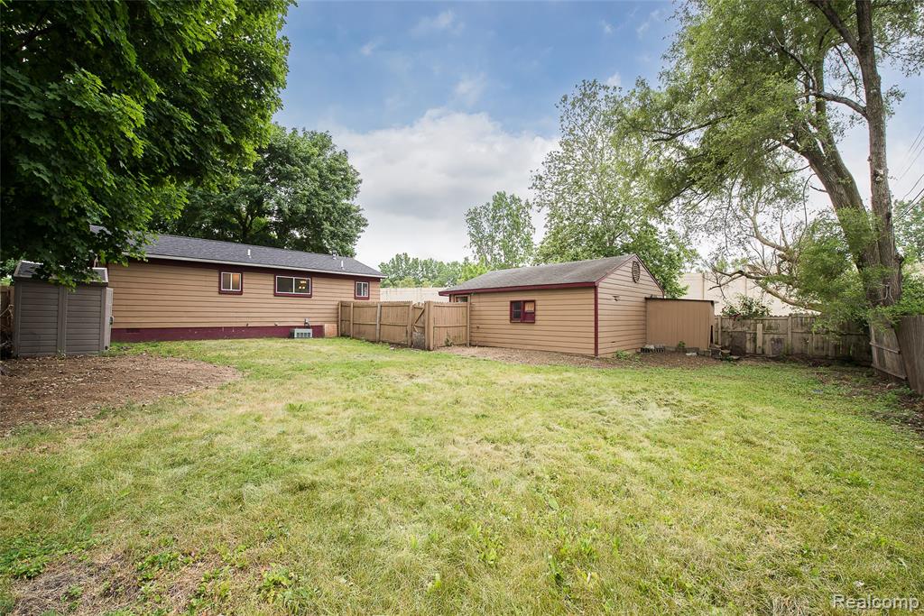 658 Kansas Avenue, Ypsilanti, MI 48198 — Photo 3