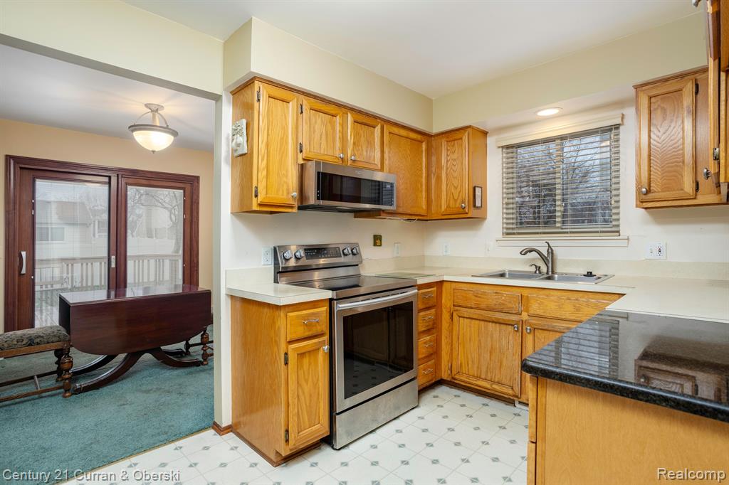 1193 Whittier Drive, Canton, MI 48187 — Photo 9