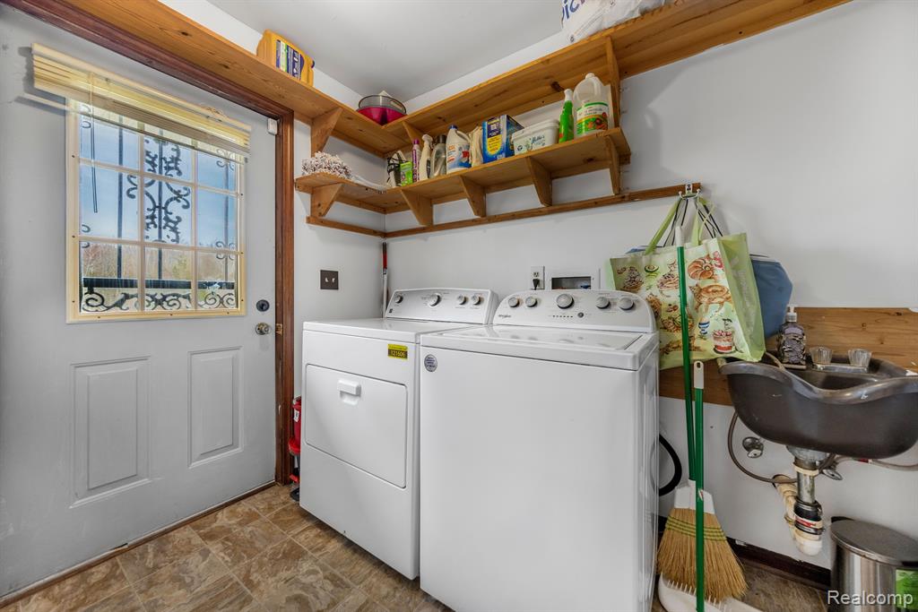 5412 N JENNINGS Road, Flint, MI 48504 — Photo 14