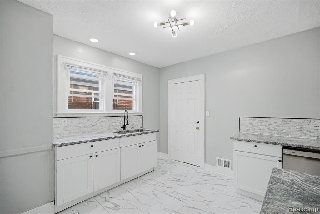 4031 Pasadena Street, Detroit, MI 48238 — Photo 22