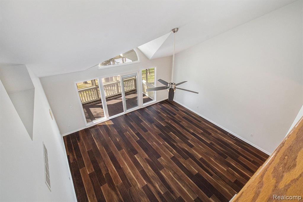 4592 GLEN EAGLES Drive, Brighton, MI 48116 — Photo 21