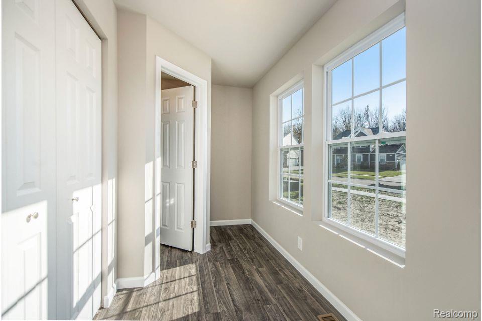 2112 Stillwater Drive, Davison, MI 48423 — Photo 9
