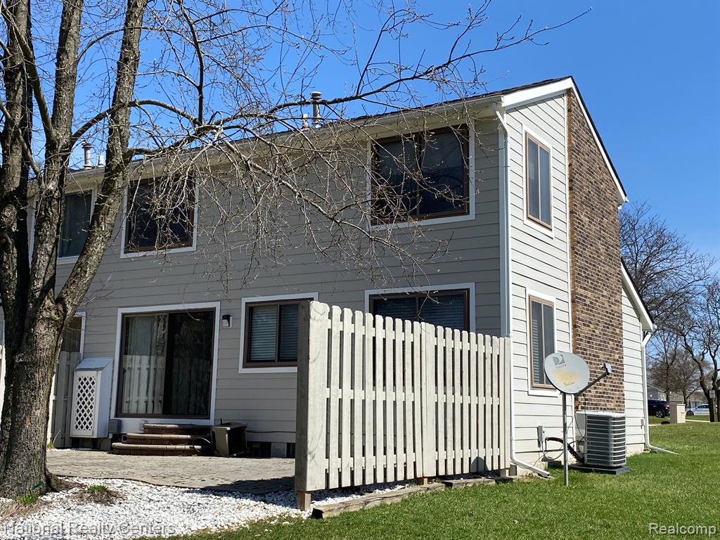 22533 CRANBROOKE Drive, Novi, MI — Photo 30