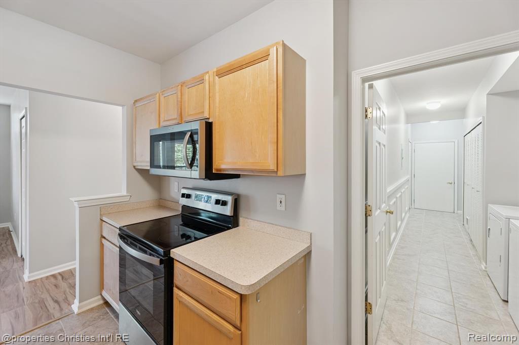 16865 Carriage Way, Northville, MI 48168 — Photo 15