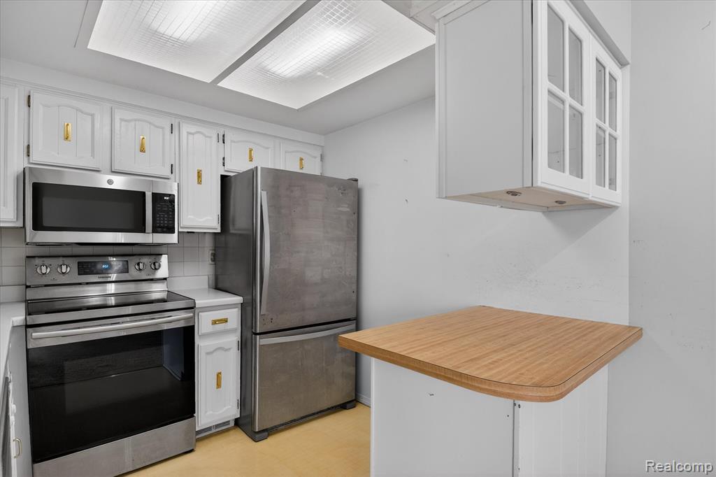 19555 Dartmouth Place, Northville, MI 48167 — Photo 12
