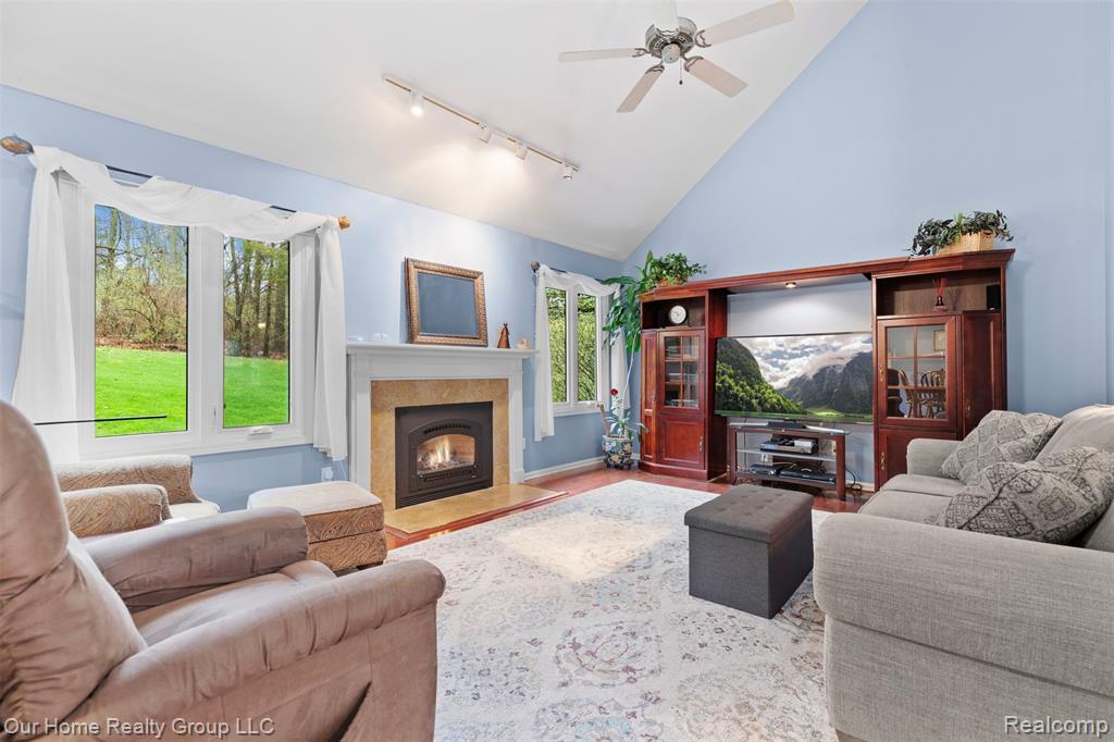 7805 Partridge Hill Drive, Brighton, MI 48116 — Photo 9