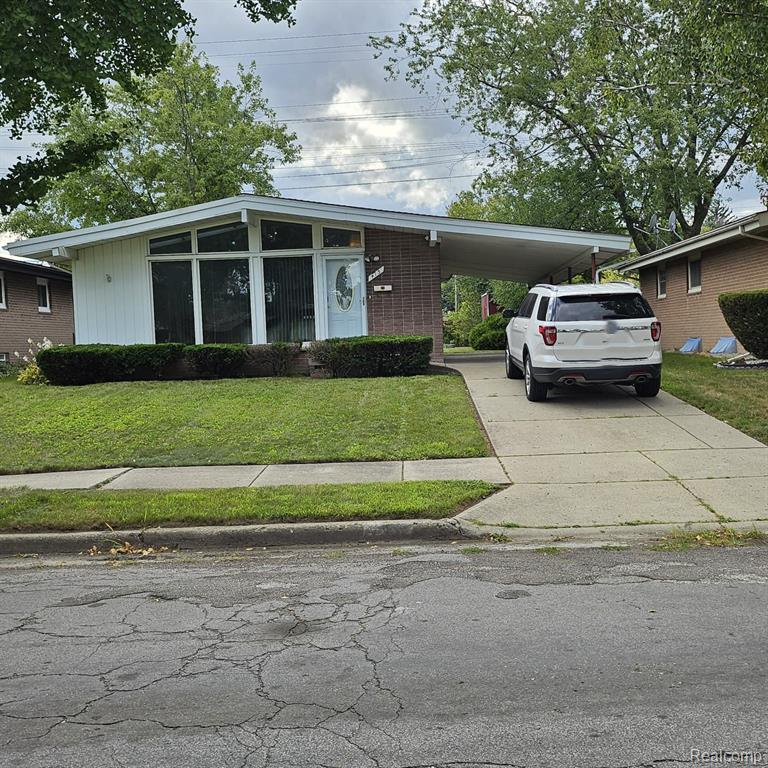 413 Thors Street, Pontiac, MI 48342 — front exterior