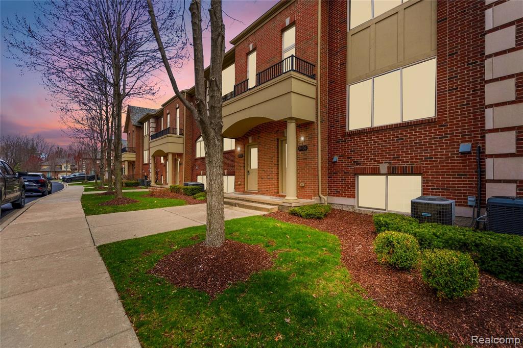 53106 Celtic Drive, Utica, MI 48315 — front exterior