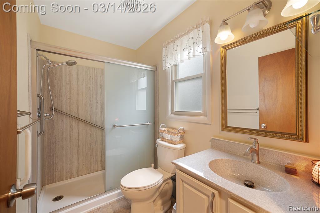 1684 Lombardy, Highland, MI 48356 — Photo 14