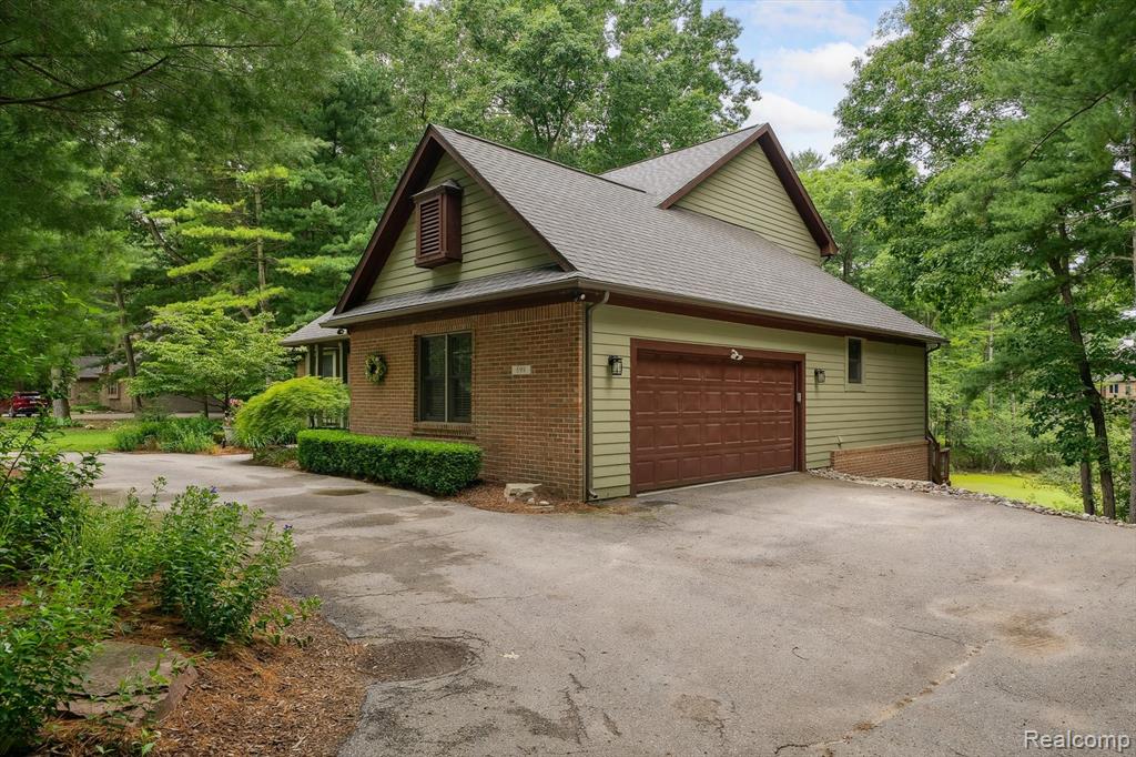 599 Nakomis Trail, Lake Orion, MI 48362 — Photo 60