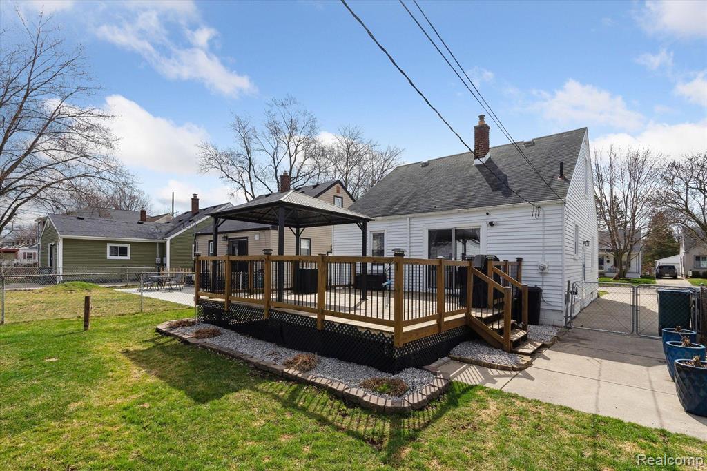 448 HIGHLAND Avenue, Clawson, MI — Photo 28