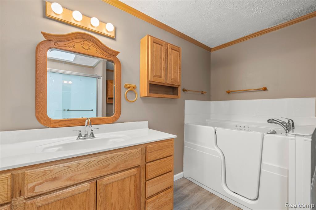 4966 Venice Circle, Northville, MI 48167 — Photo 20