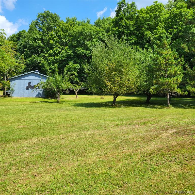 5060 Pinecone Drive, Lapeer, MI 48446 — Photo 28