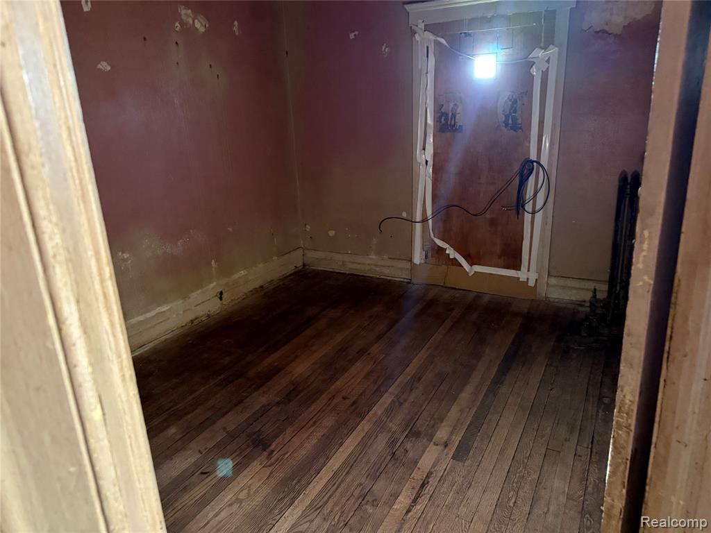 3883 Garland Street, Detroit, MI 48214 — Photo 11