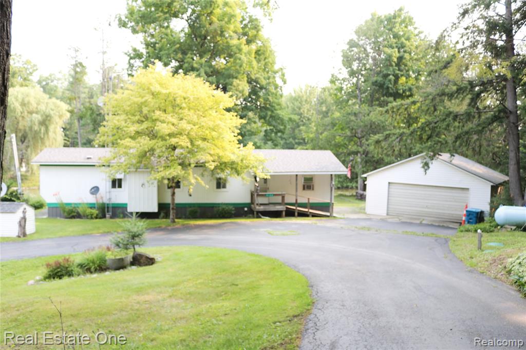 4122 Pinnacle Drive, Omer, MI 48749 — front exterior